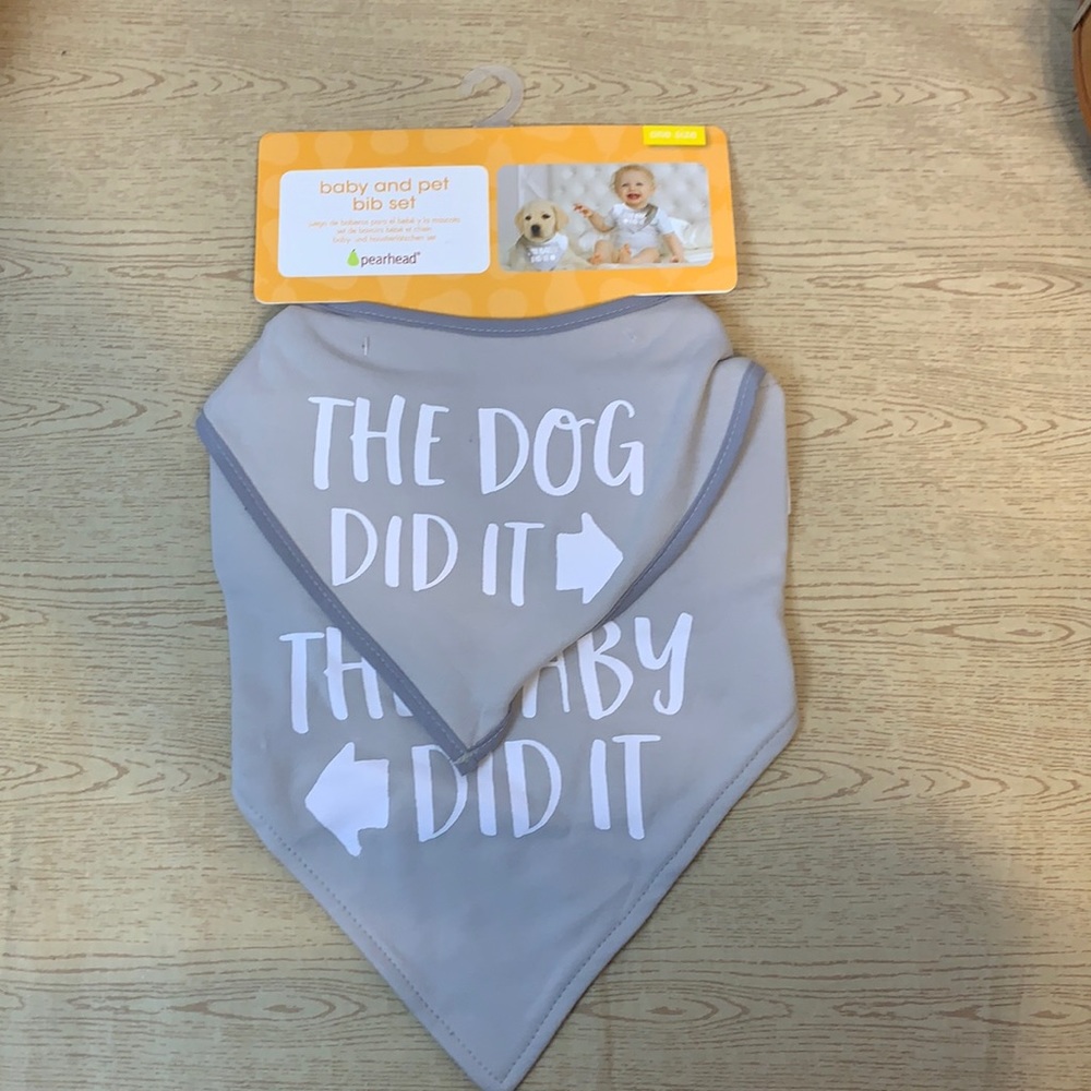 Baby and pet bib set by pearhead inc